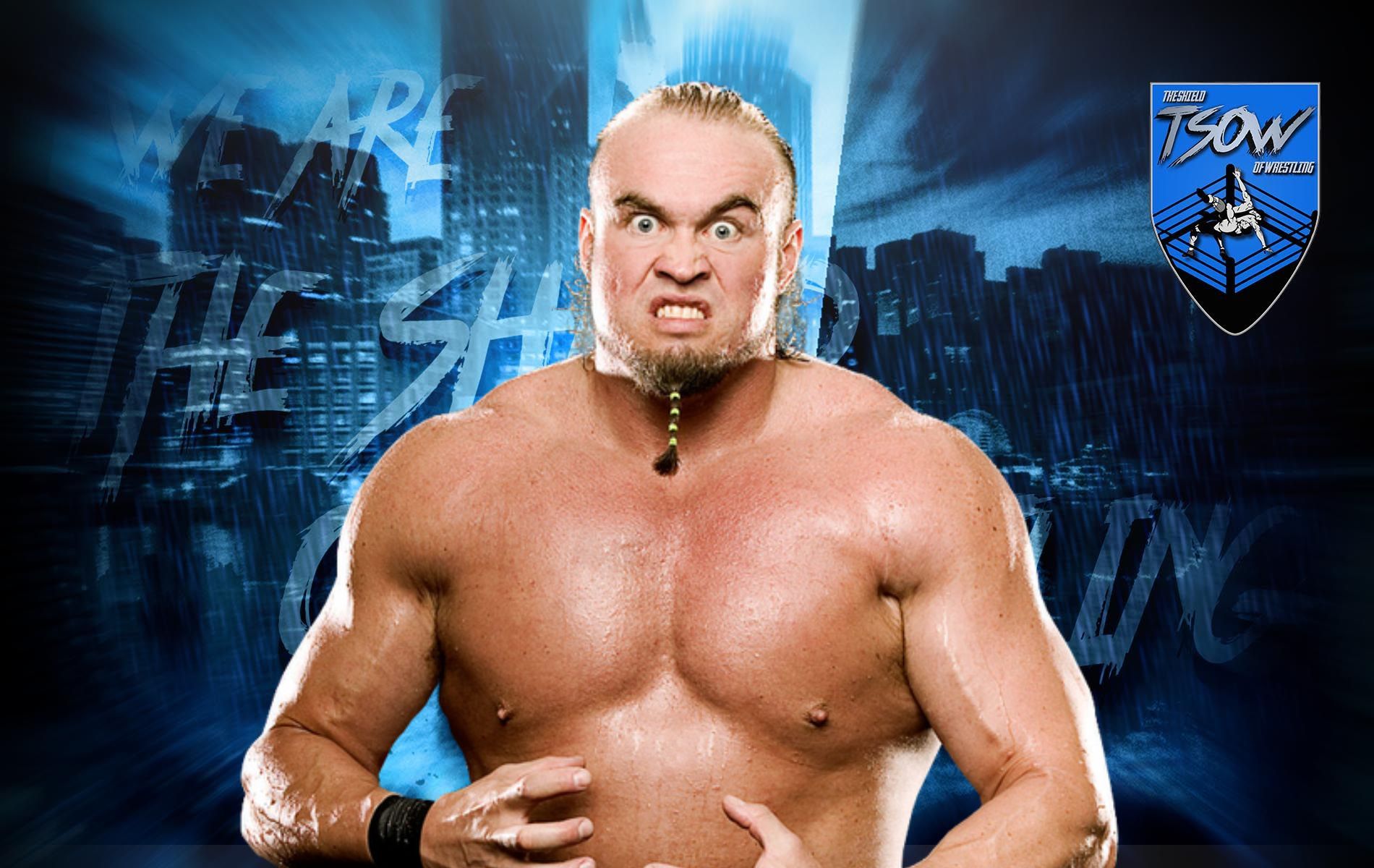 Gene Snitsky prende a calci un bambolotto nelle indy